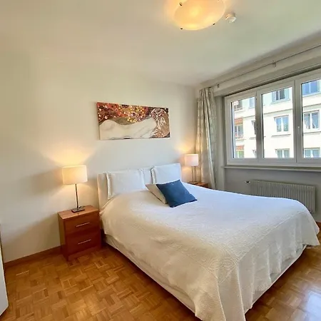 Apartment Near The And Center !